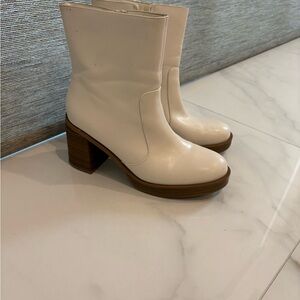 Universal Thread Off White Ankle Boots New no Box Size 10